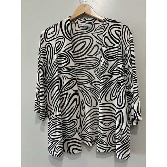 CHICO'S Travelers Open Front Cardigan Wrap Layer Jacket Black White Artsy Sz M - Picture 5 of 8